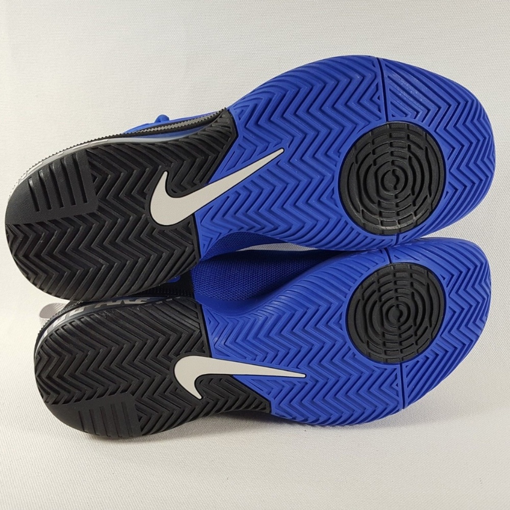 Air Max Dominate PE Anthony Davis - Picture 3 of 8